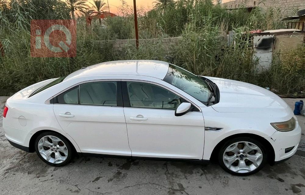 فورد تورس